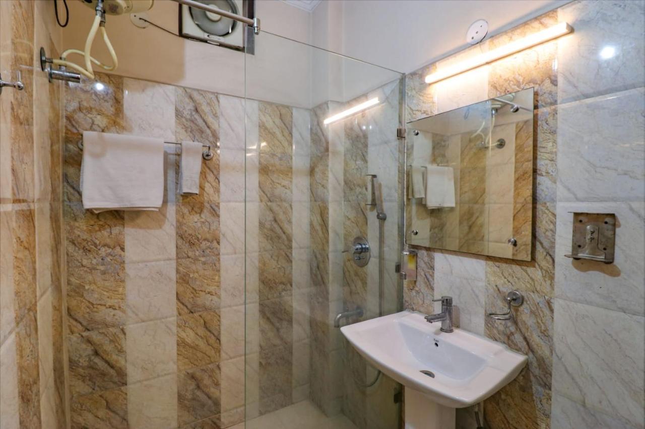 Hotel Golden Sunrise Inn Амритсар Экстерьер фото